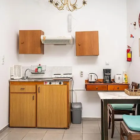 Marylee's Old Town #1 Adults Only Apartament